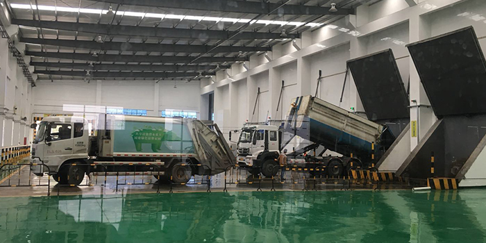 翌駿環(huán)保於2018年1月9日參加由東莞市環(huán)境保護(hù)產(chǎn)業(yè)協(xié)會(huì)組織的一系列會(huì)員走訪活動(dòng)參觀學(xué)習(xí)